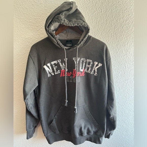 Point Sportswear Other - Point Sportswear Men’s Charcoal Grey Hoodie Size M